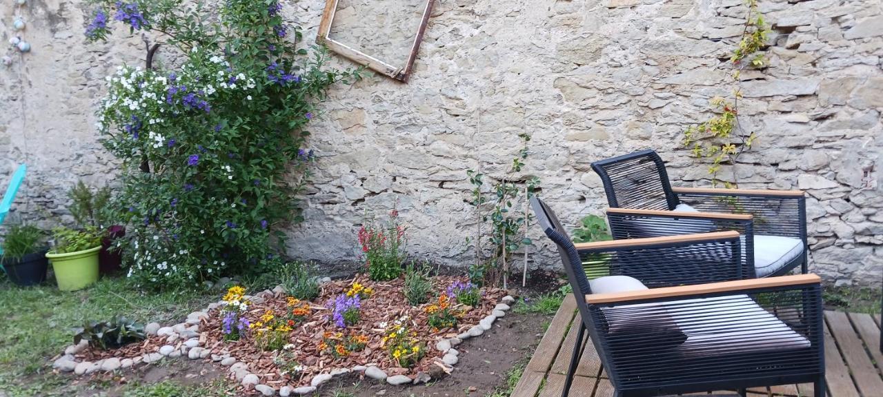 Le 9 De Cour, Chambre Chaco Carcassonne Exterior foto